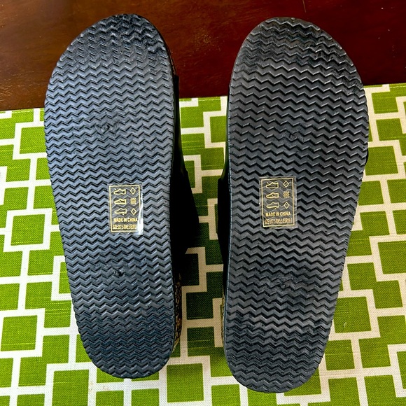 New Qupid Women’s Double Band Buckle, Black Sandals - Picture 5 of 7